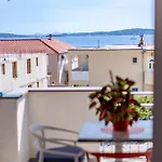 Apartments&rooms Rudi *