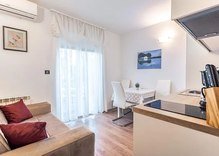 Apartments&Rooms Villa Rudi Апартаменты