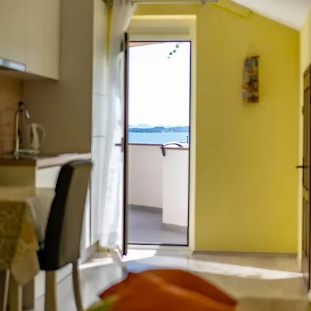 Apartments&rooms Rudi *